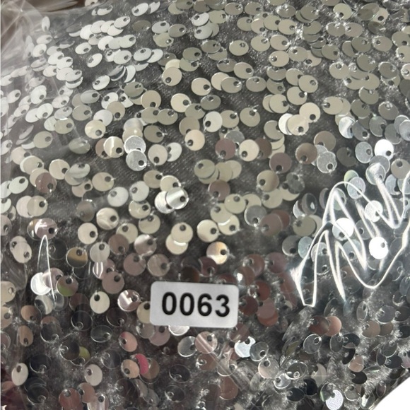 NWT Alex Marie Lia Sequin Velvet Top Silver Crew Neck Short Sleeve Size Large - Picture 10 of 10